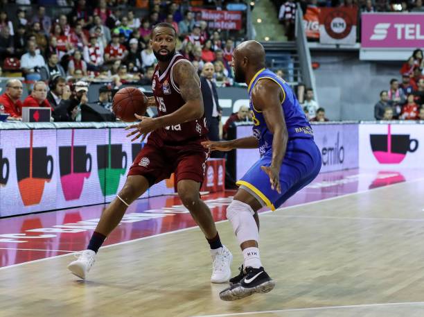 不论在哪个 不论在哪个