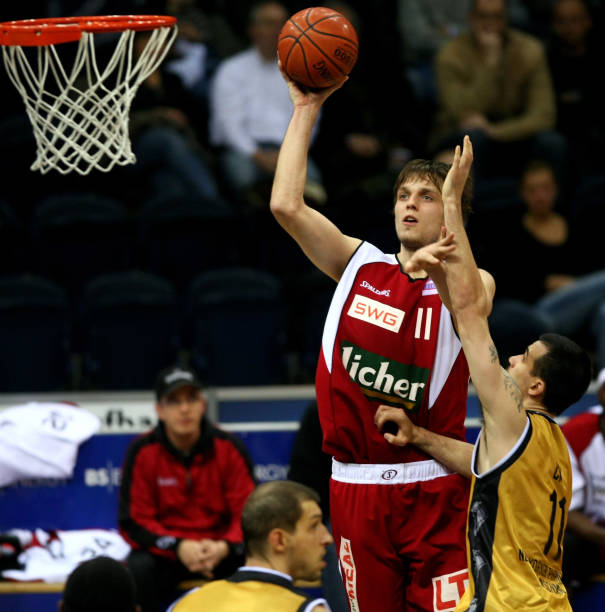 但近日他在 但近日他在