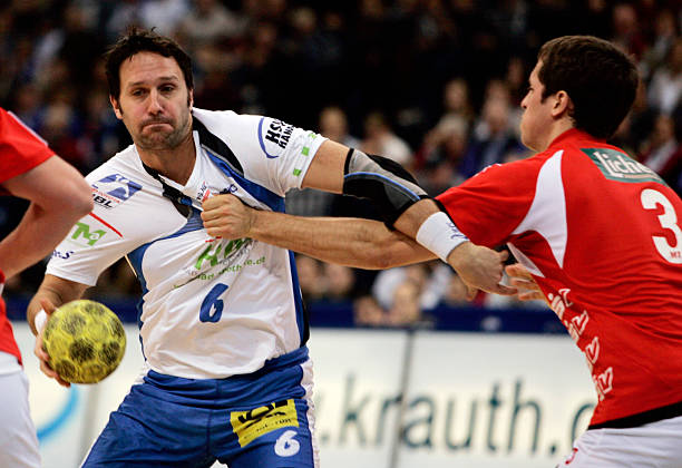 王楚深谙足 王楚深谙足